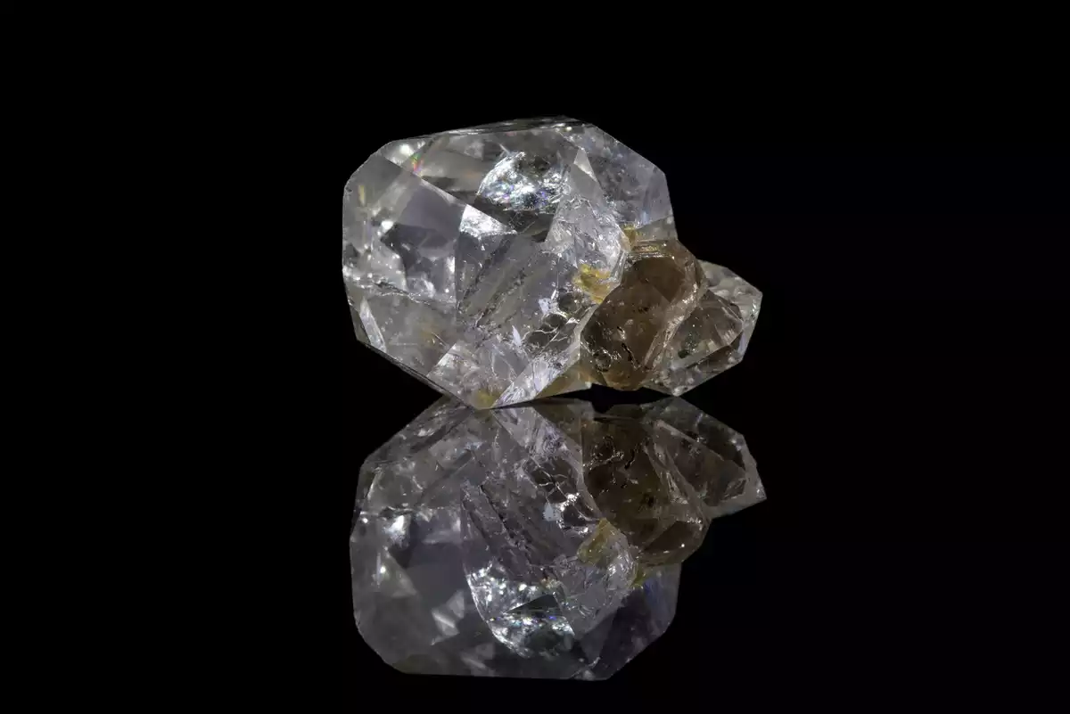 Cuarzo Herkimer (Diamante Herkimer): significado, propiedades curativas y usos en gemoterapia